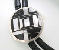 Tuxedo Round Bolo