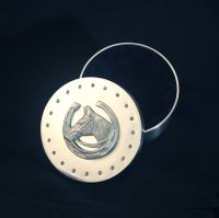 Round Box w/ Crystals